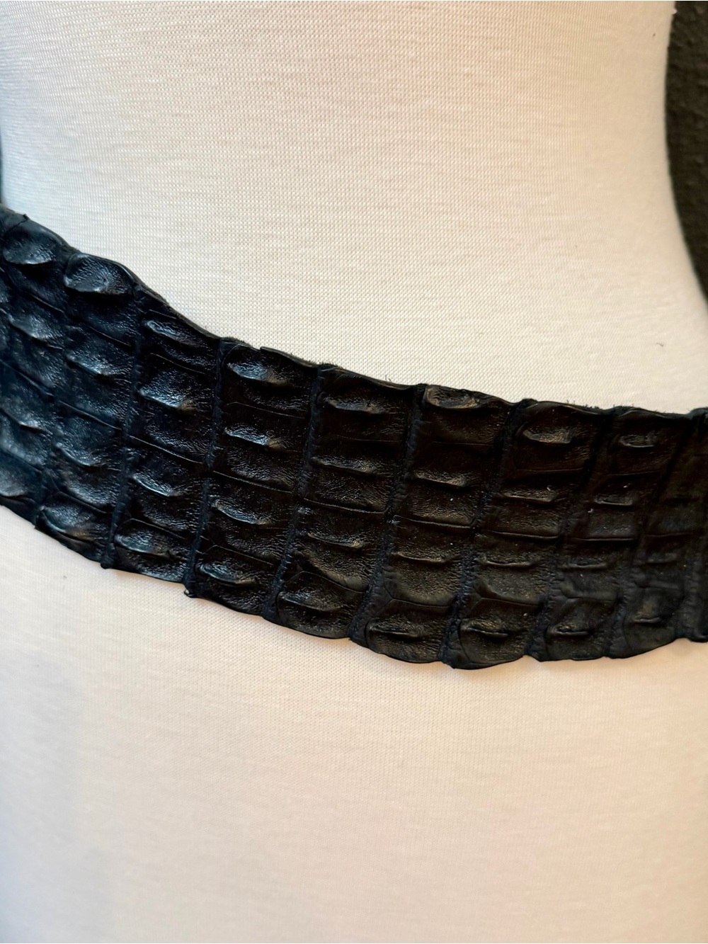Double J Genuine Black Crocodile Leather Belt w/Pony Horseshoe Buckle - Picture 6 of 8
